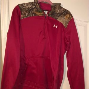 Pink/ camo Under armor half zip!